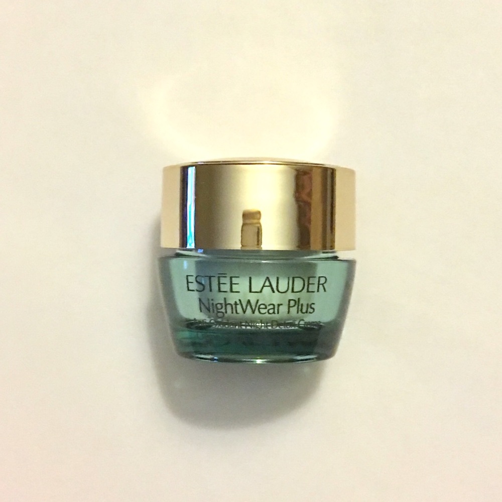Brand New Estée Lauder Bag and Makeup Collection - Picture 5 of 8